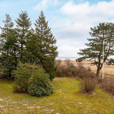 Holiday home 10 Person In Romo-by Traum *